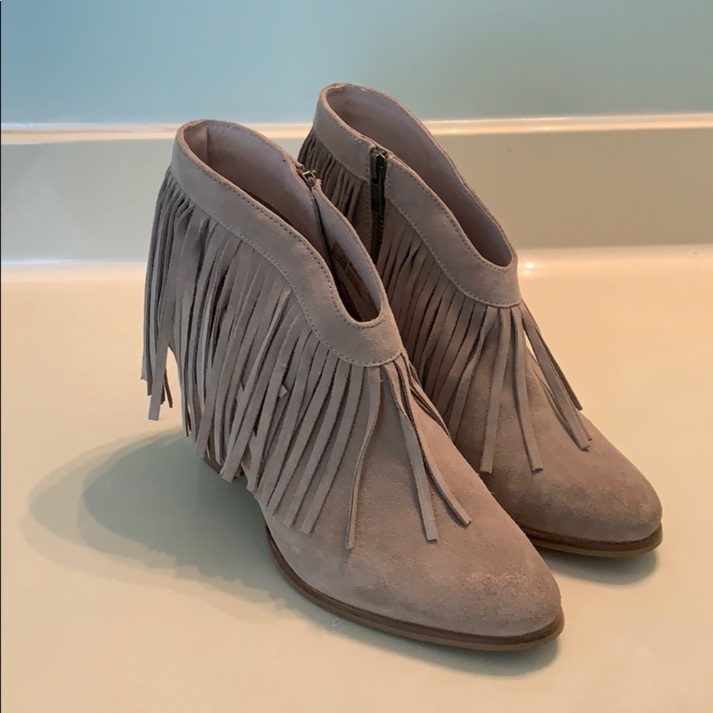Ariat fringe boots